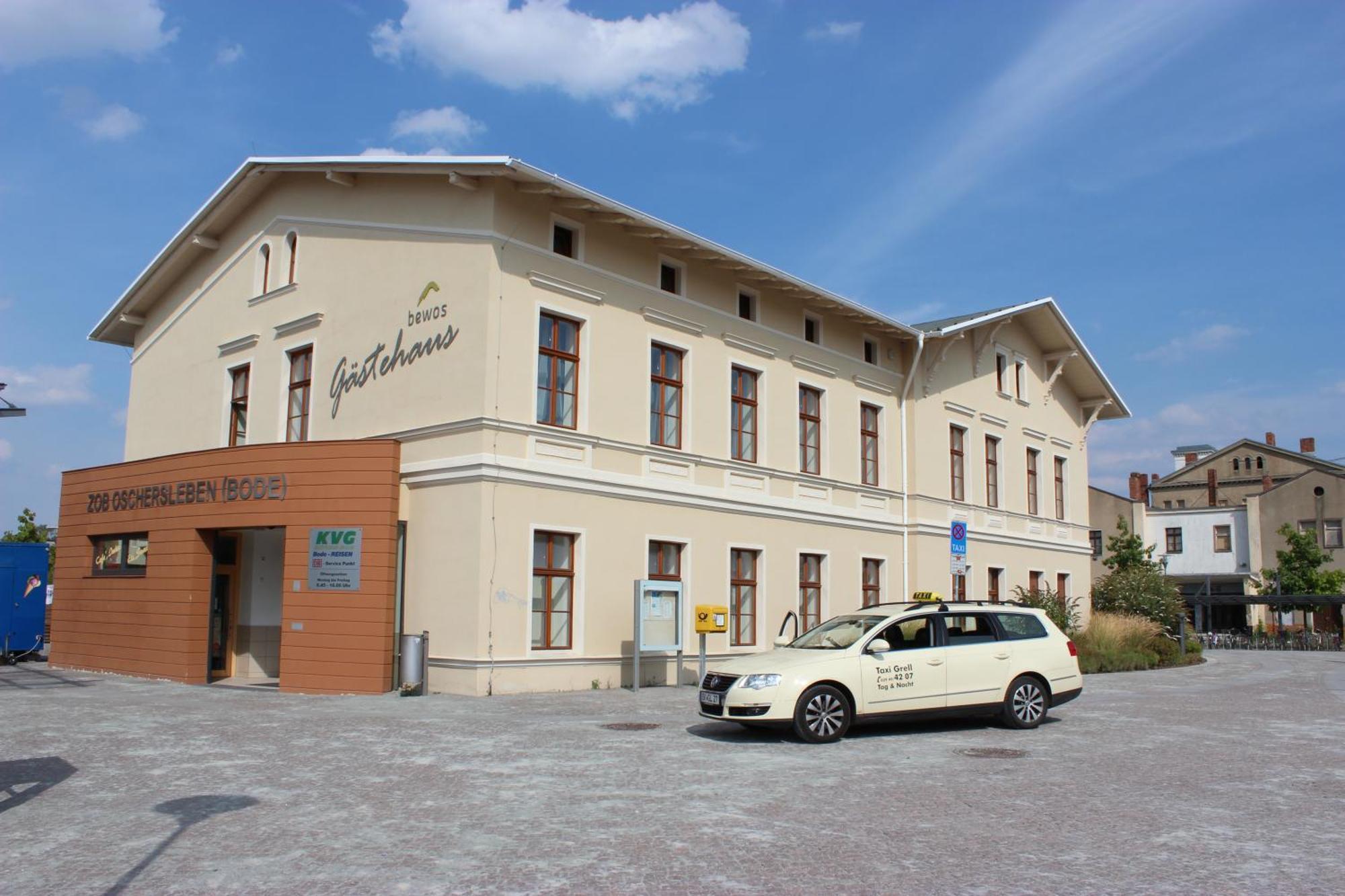 Bewos Gaestehaus Ошерслебен Екстериор снимка