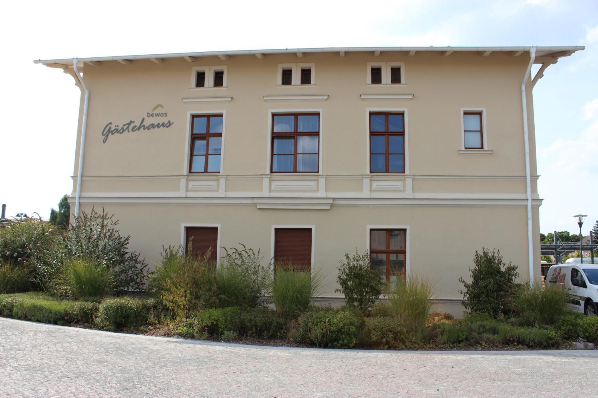 Bewos Gaestehaus Ошерслебен Екстериор снимка